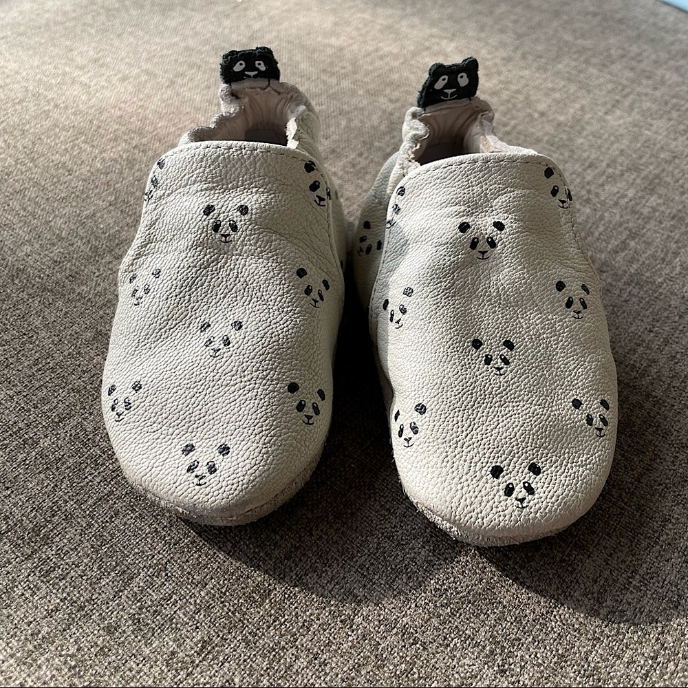 Robeez Soft Soles 6-12M leather crib shoes